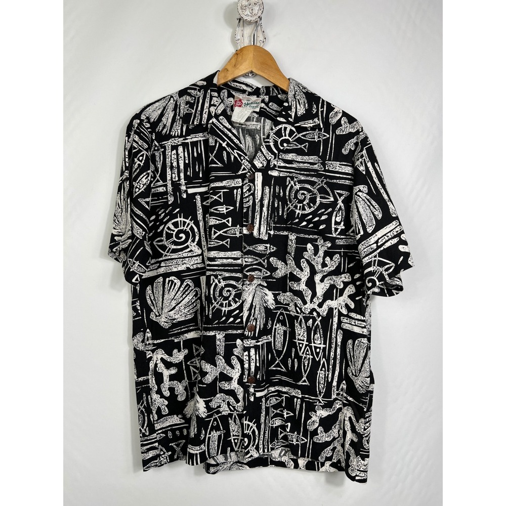 Hilo Hattie Mens Hawaiian Shirt Black White Coral Fish Print Rayon Blend Medium